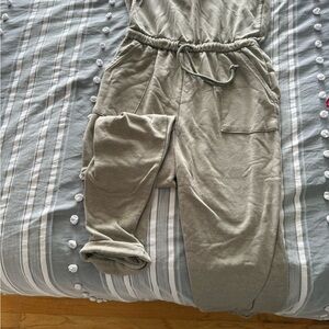 Casual Gray Jumpsuit with Pockets